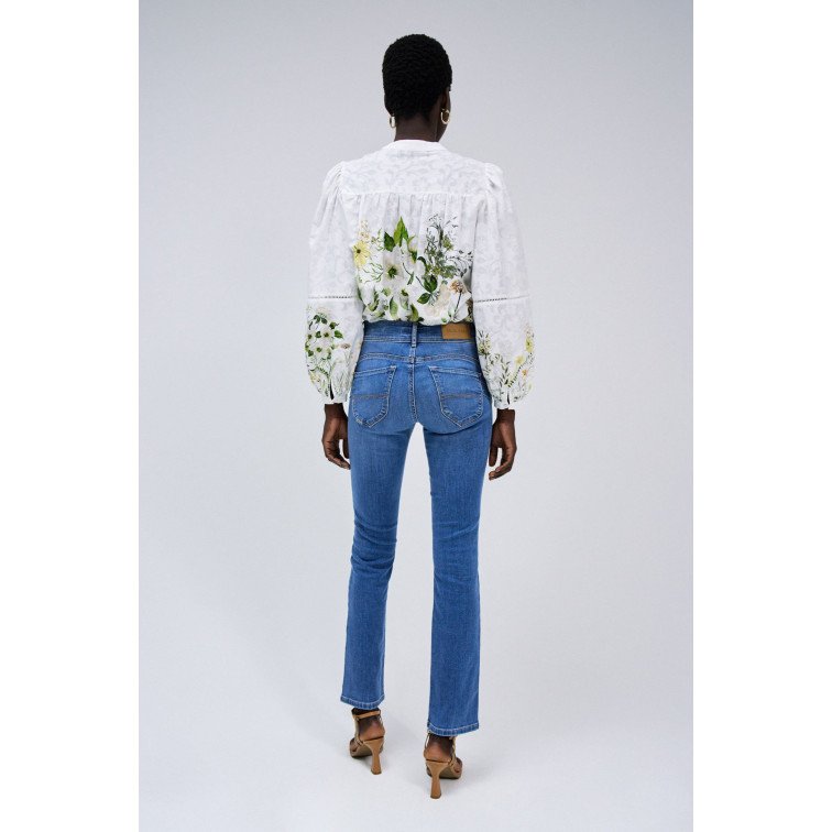 femme secret slim 852