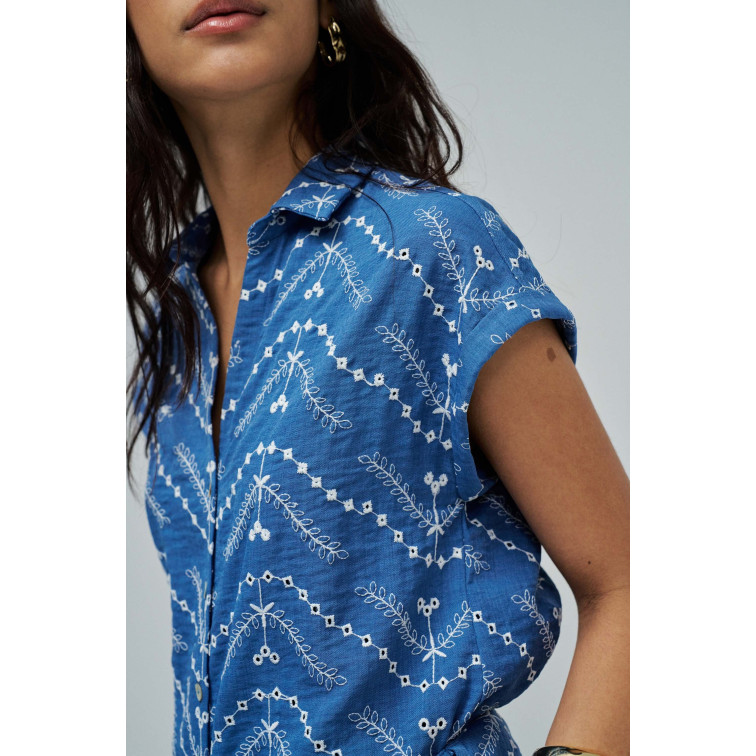 femme shirt w/ embroidery 852