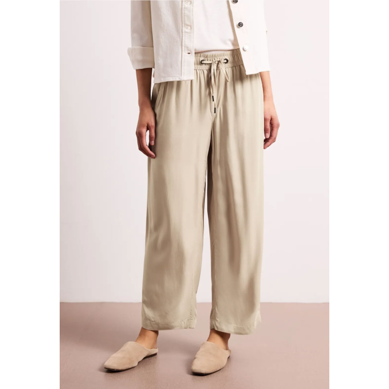 femme style qr emee solid hw wide le 17540