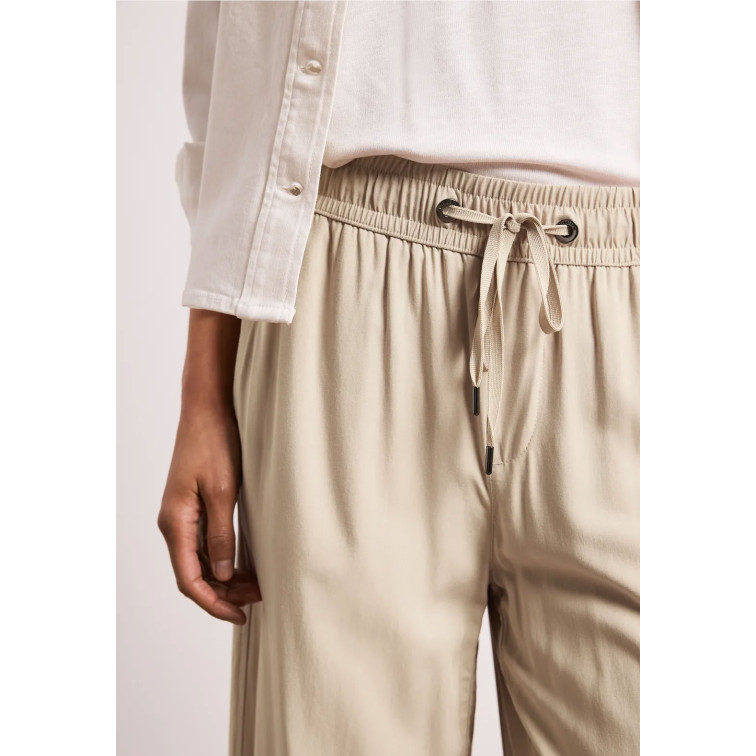 femme style qr emee solid hw wide le 17540