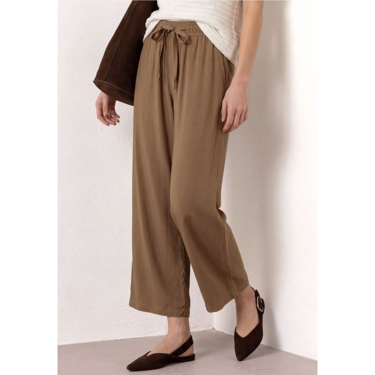 femme style qr emee solid hw wide le 17541