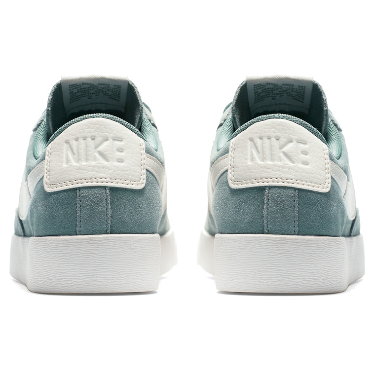 femme nike blazer low suede 302