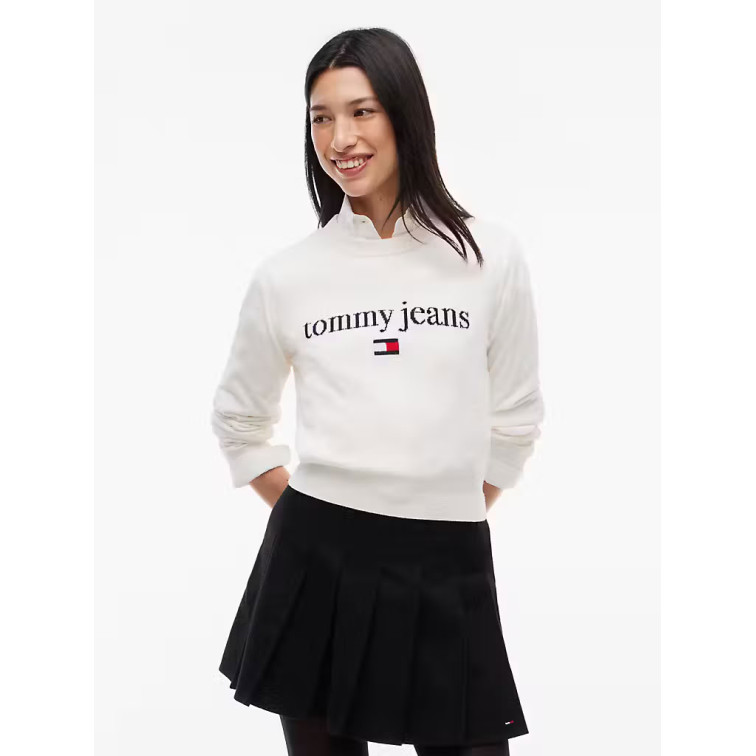 femme tjw essential logo sweater ext ybh