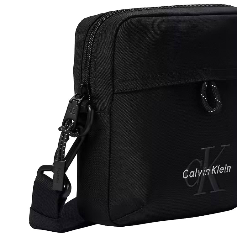 homme m bold square crossbody ub1