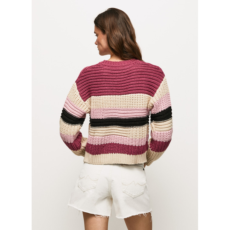 femme tara 371