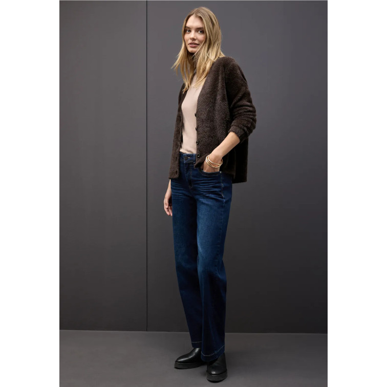  street ltd qr_fluffy cardigan