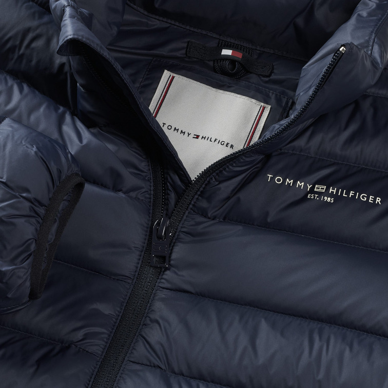 unisex essential light down jacket c1g