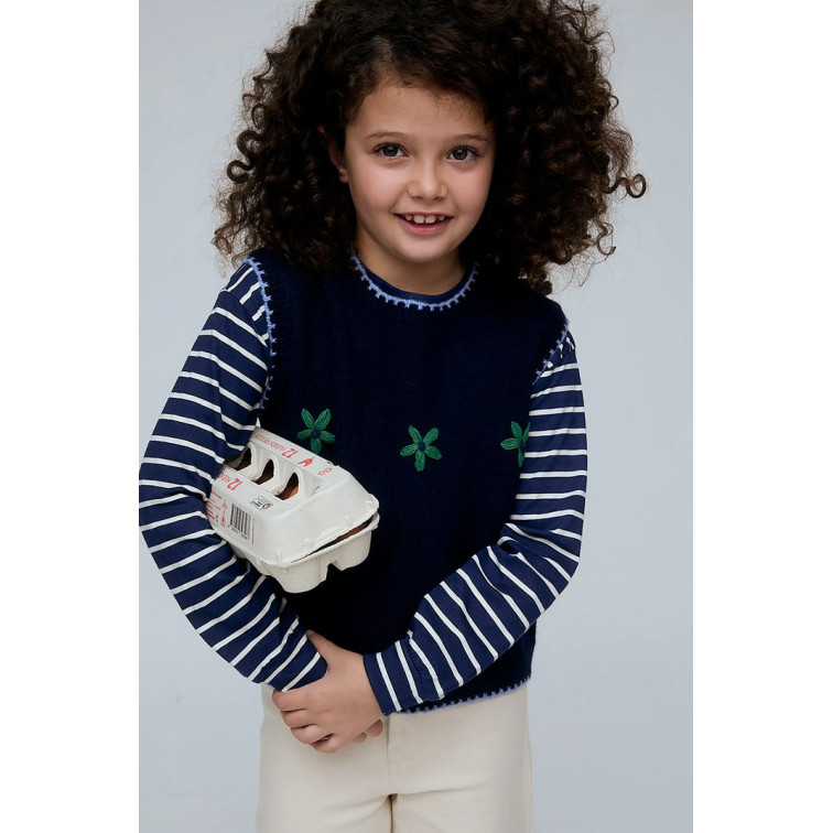 fille vest u