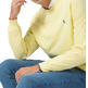 homme sweat-shirt básica bordado a cont amarillo