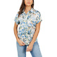 femme chemise blue